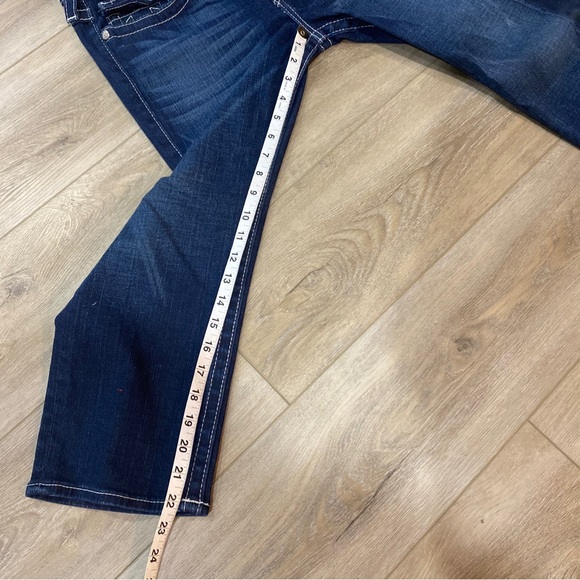 EUCVintage True Religion cropped jean dark Wash low rise star studded buttons32 - Picture 9 of 12